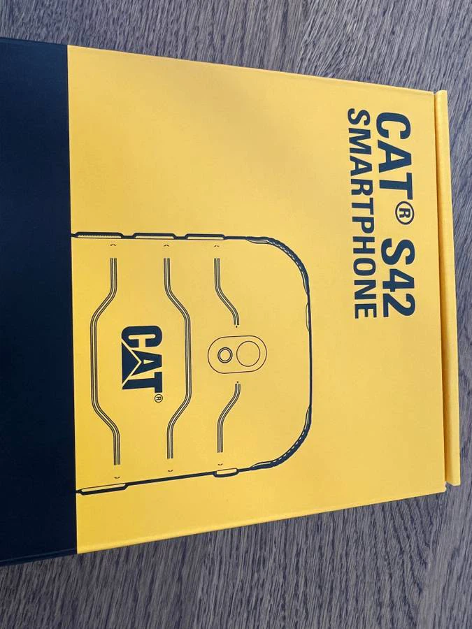 CAT S42 Smartphone brand new in a box - $40 - photo 2