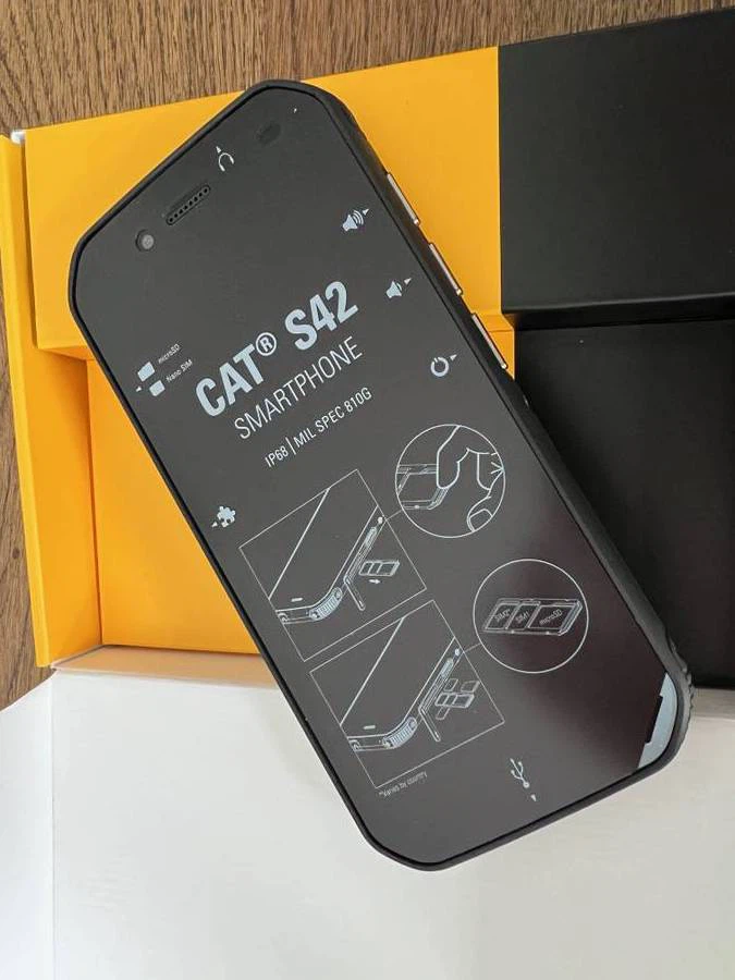 CAT S42 Smartphone brand new in a box - $40