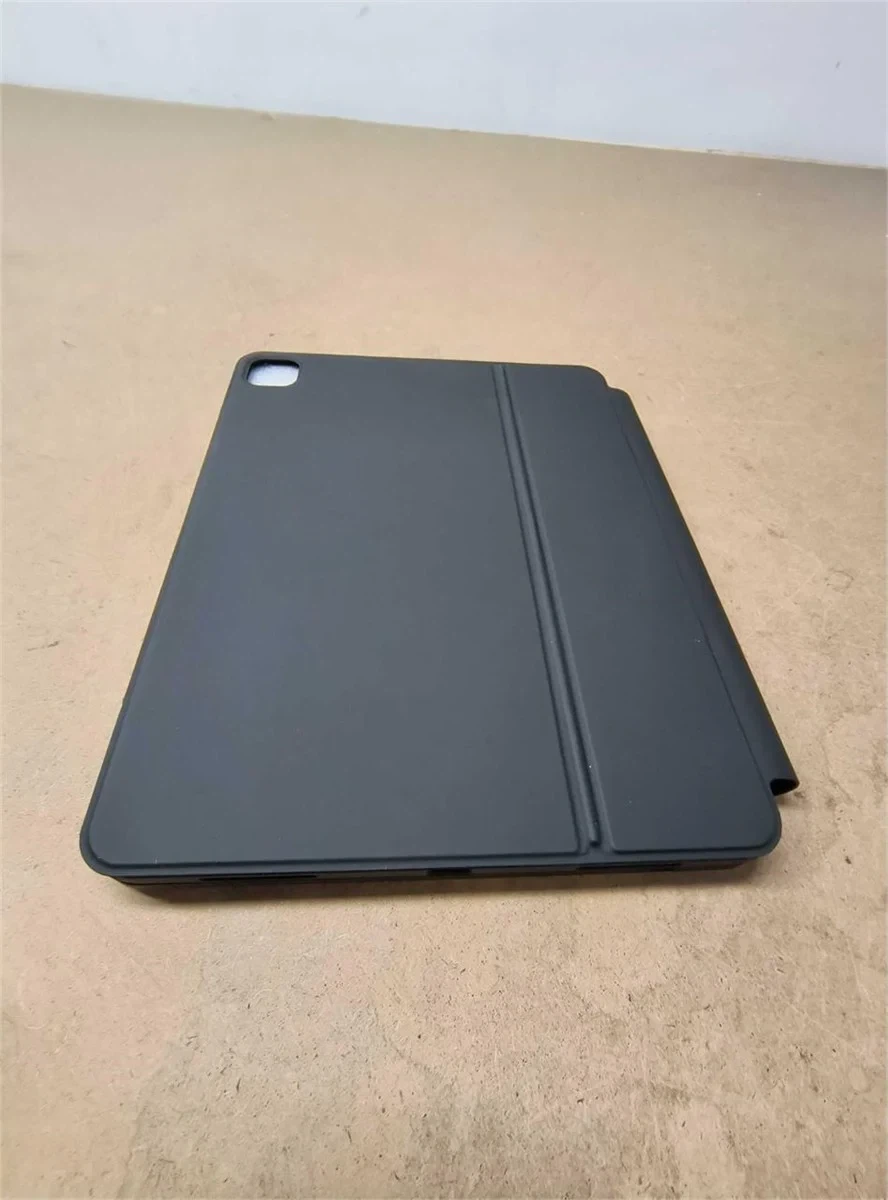 ESR iPad Pro 13 Inch Case with Keyboard - photo 2
