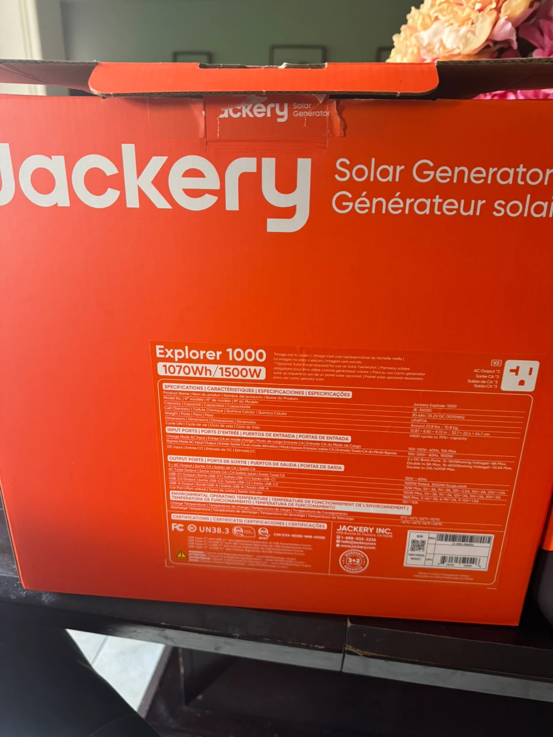 Jackery Explorer 1000 Solar Generator - photo 4