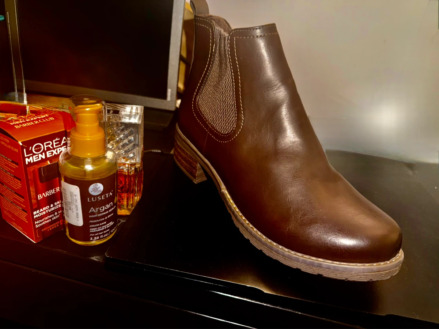 Eastland Women's Brown Chelsea Boots - photo 2