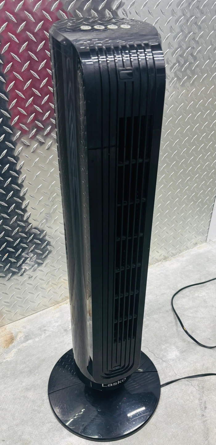 Lasko 32" Oscillating 3-Speed Tower Fan