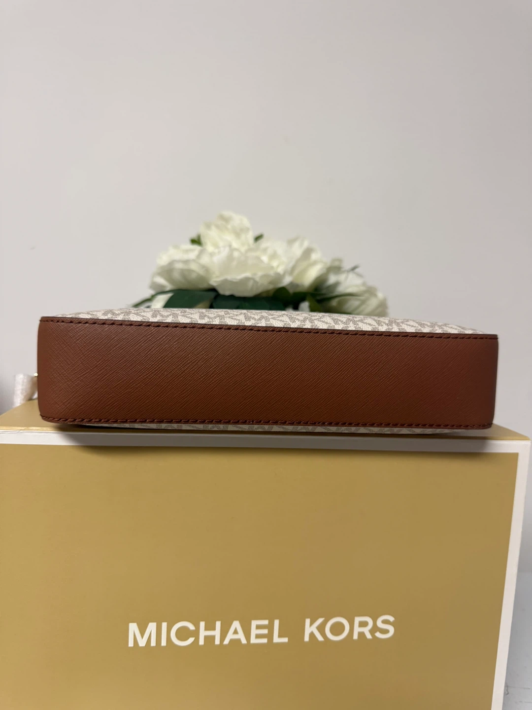 Michael Kors Logo Print Camera Bag - photo 3