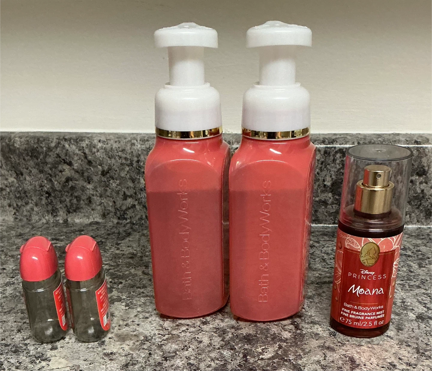 Bath & Body Works Disney Princess Moana Hand Soap & Mist Set - photo 2