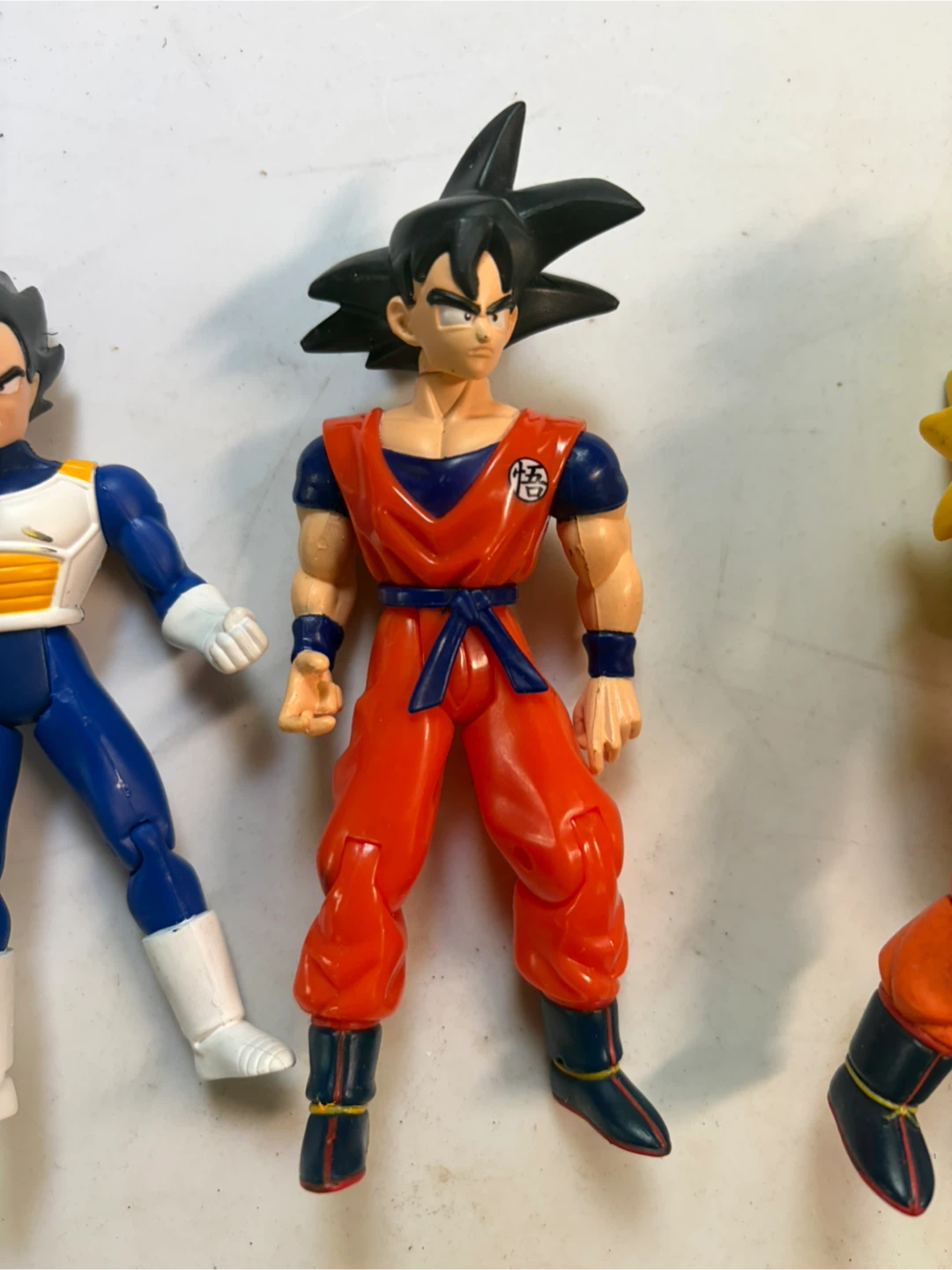 Dragon ball action figures good condition - photo 2