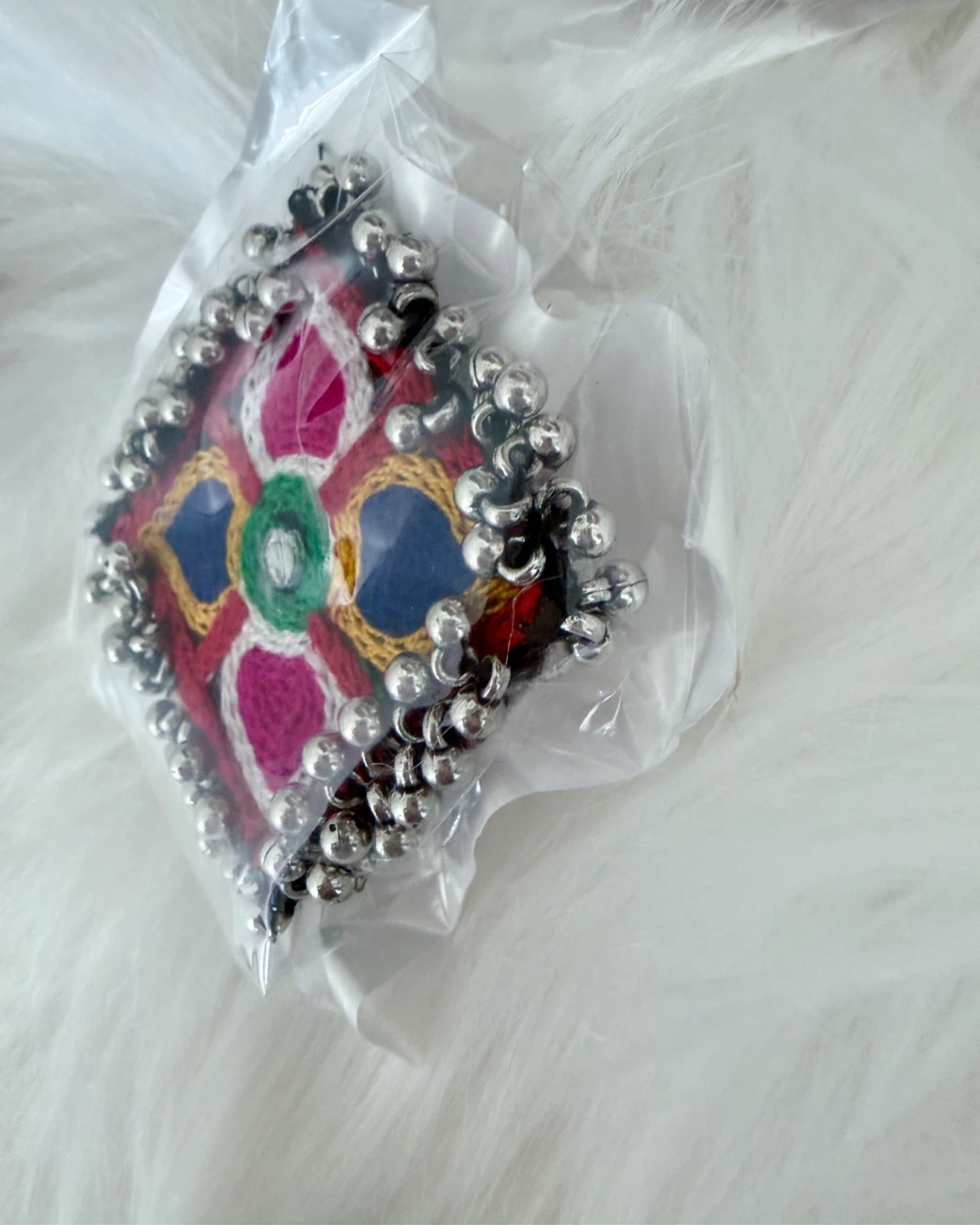 Set of 6 Embroidered Mirror Work Ring - photo 2
