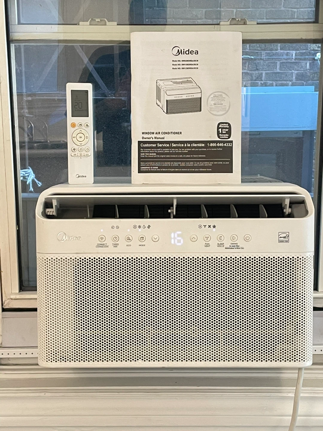 Midea 8000 btu Window Air Conditioner