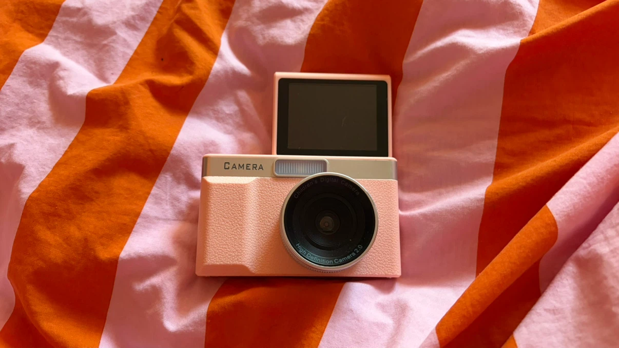 Digital Camera - photo 2