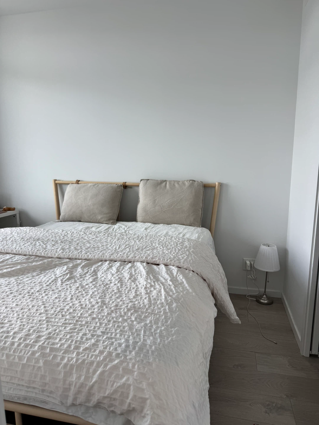 IKEA BJÖRKNAS Queen Bed Frame - photo 4