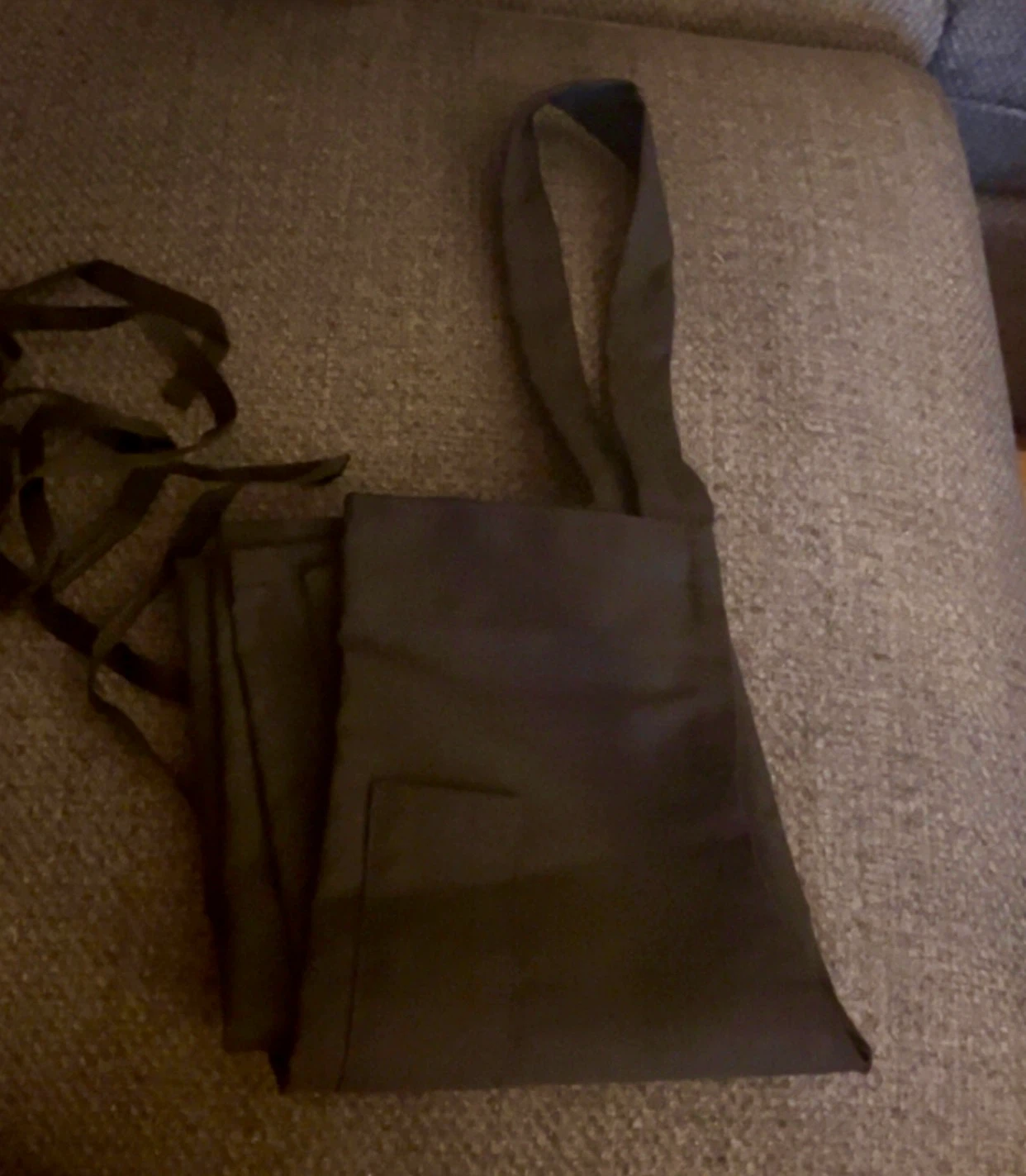 Oven Mitts & Apron - photo 2