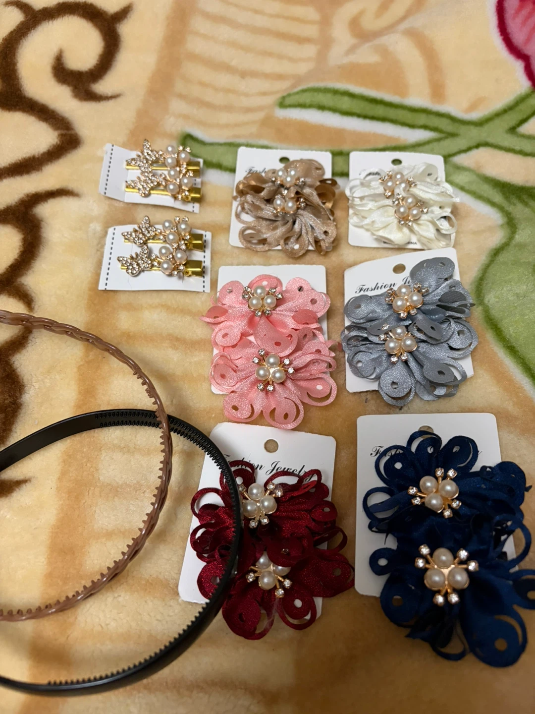 Set of 10 hair accessories for just $10 - photo 2