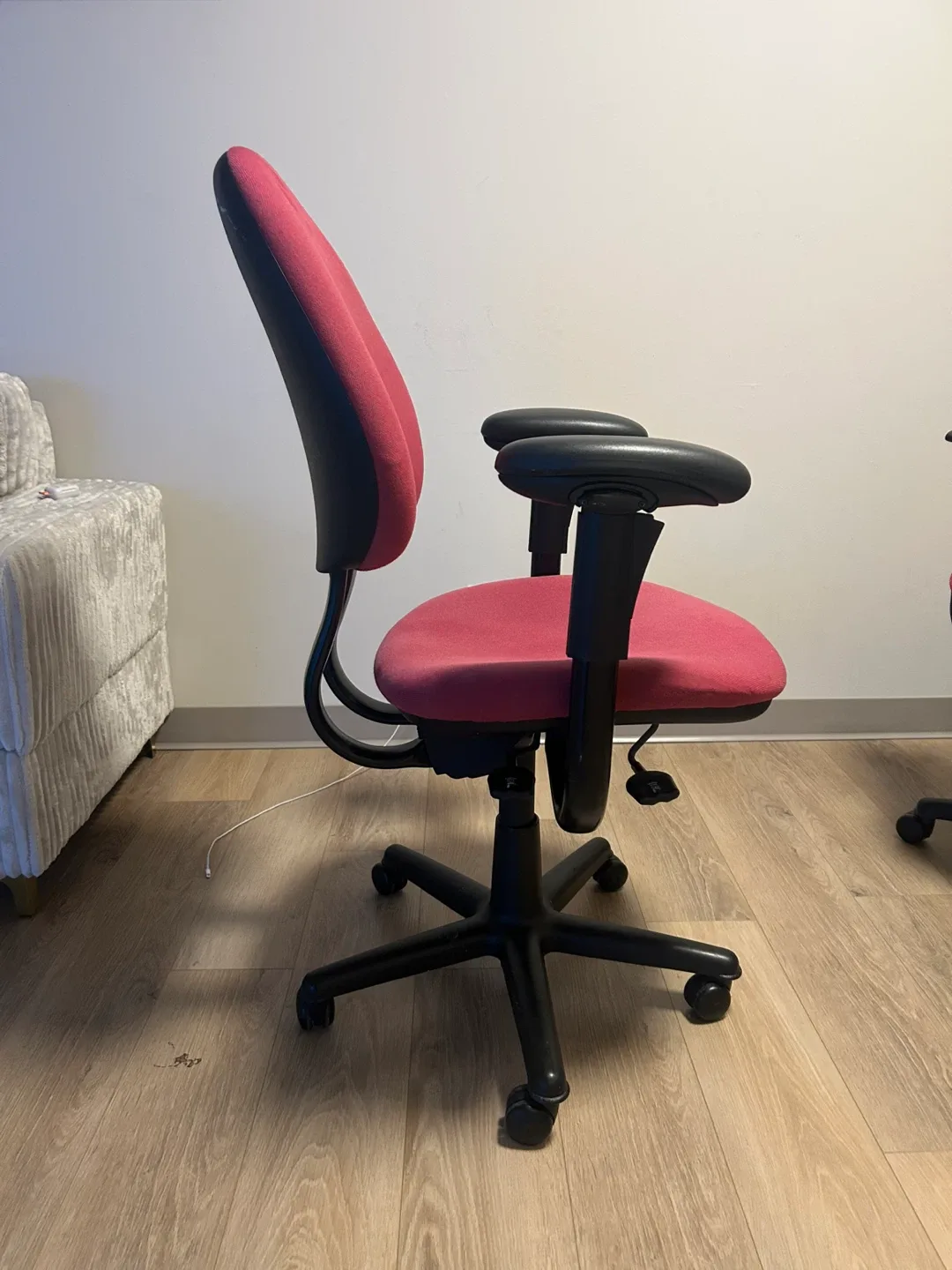 Steelcase Criterion-style ergonomic task chair - photo 3