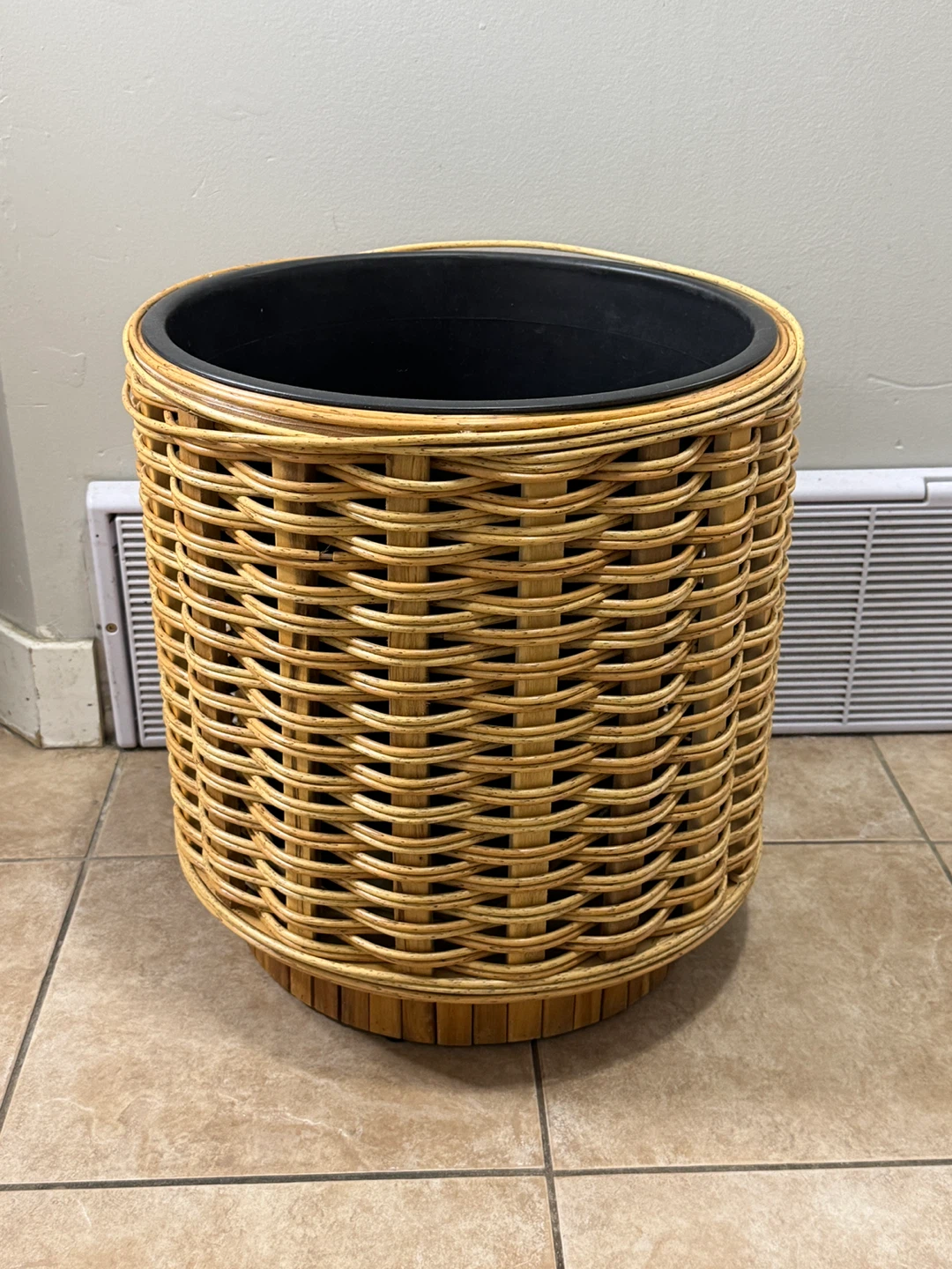 Large 18” Planter