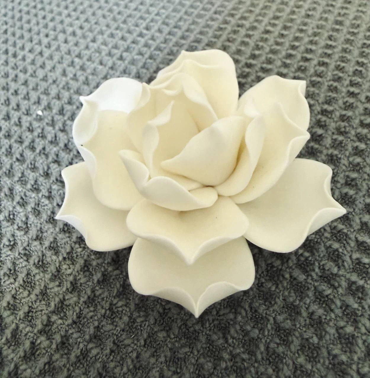 Mini white lotus incense holder - photo 2