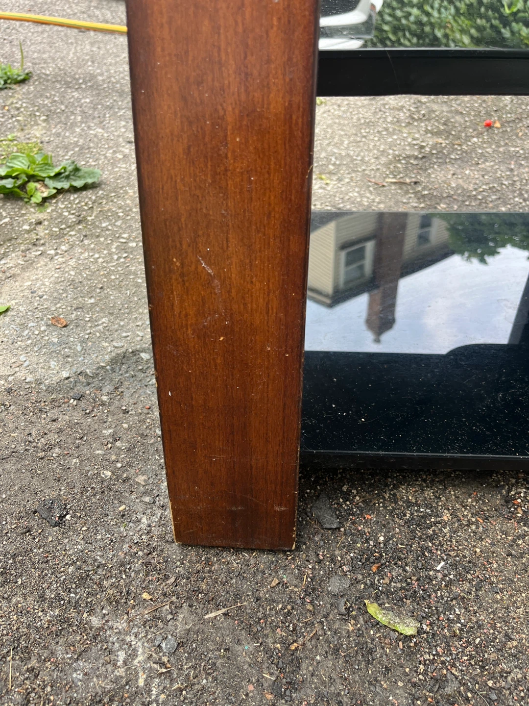 Wooden and Glass TV Stand - photo 4