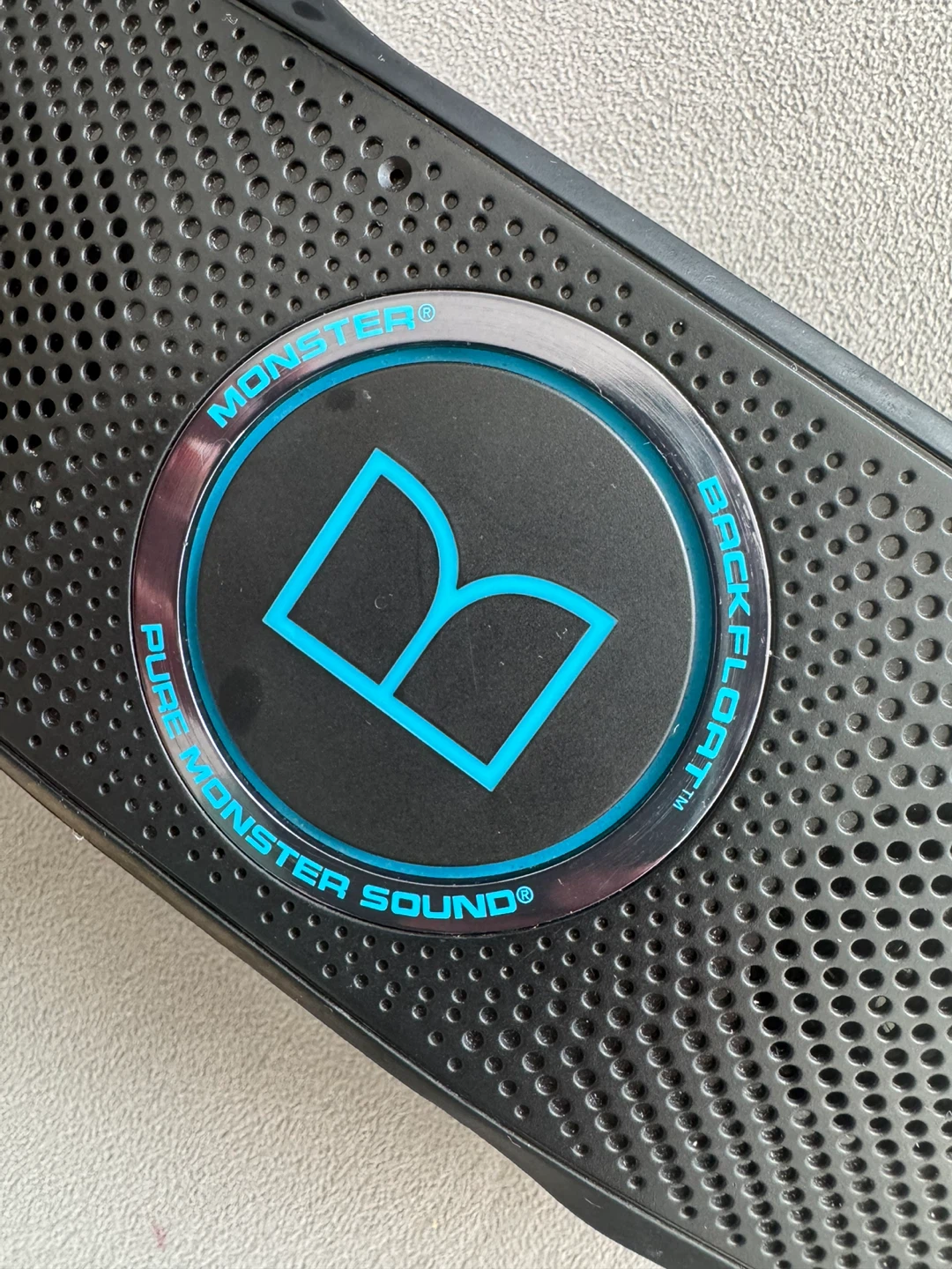 Monster BackFloat Bluetooth Waterproof Speaker