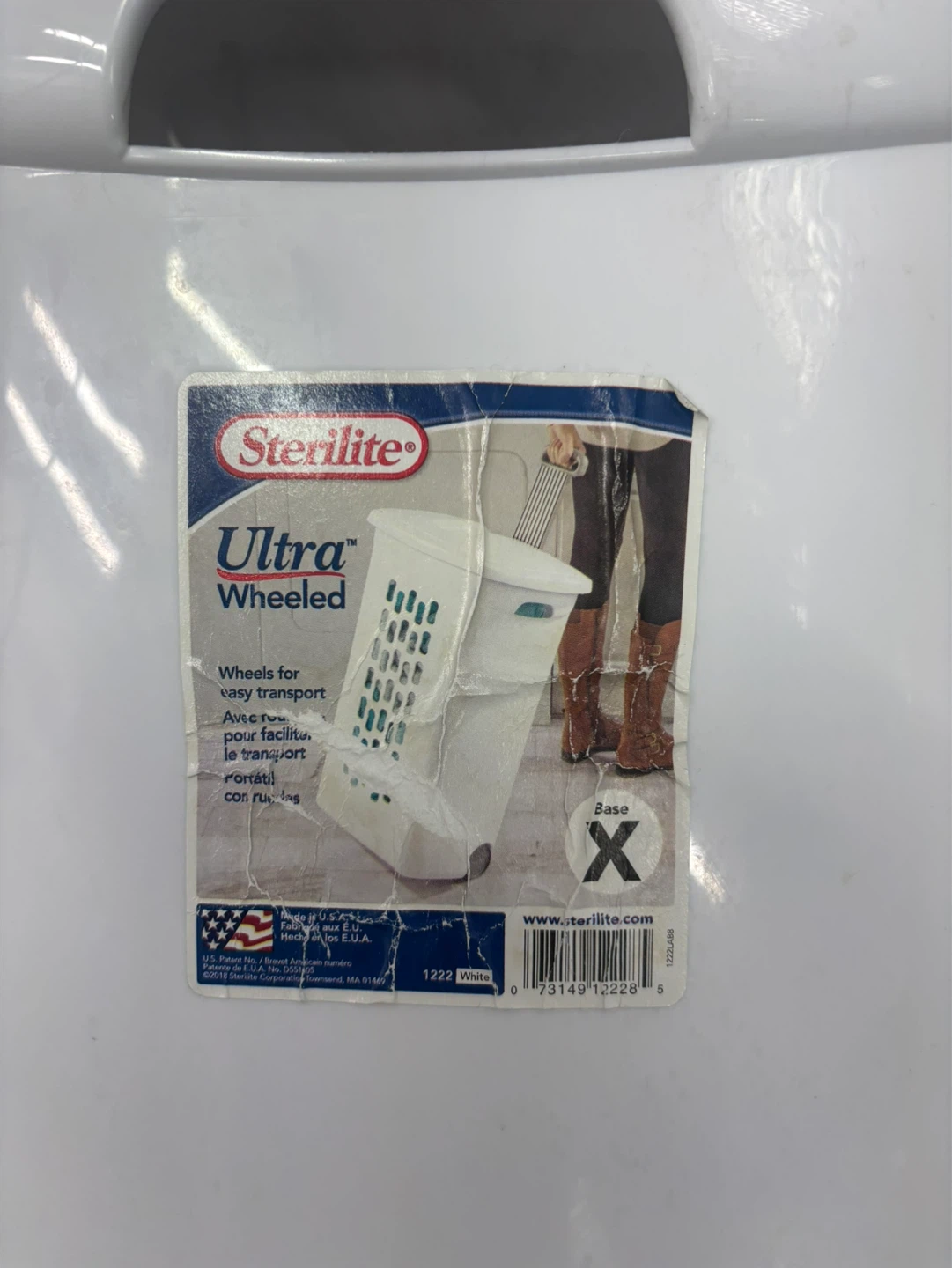 Sterilite Ultra Wheeled Laundry Basket - photo 5