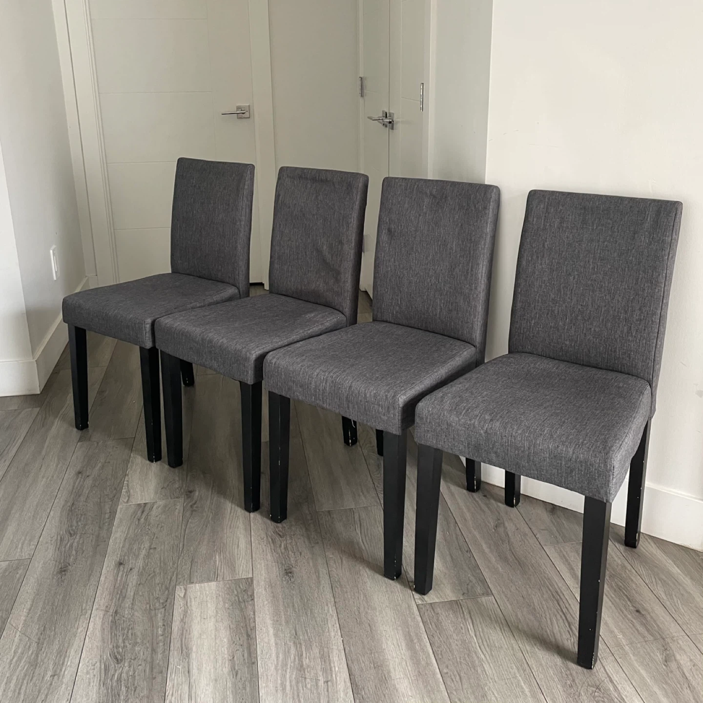 4 Dining Chairs - photo 2