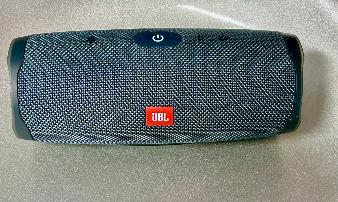 JBL Charge 4 Bluetooth Speaker - photo 2