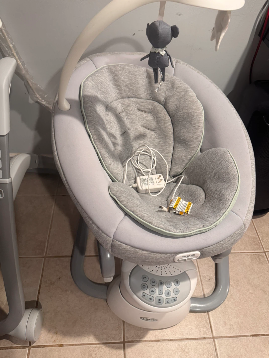 Graco Baby Swing - photo 3