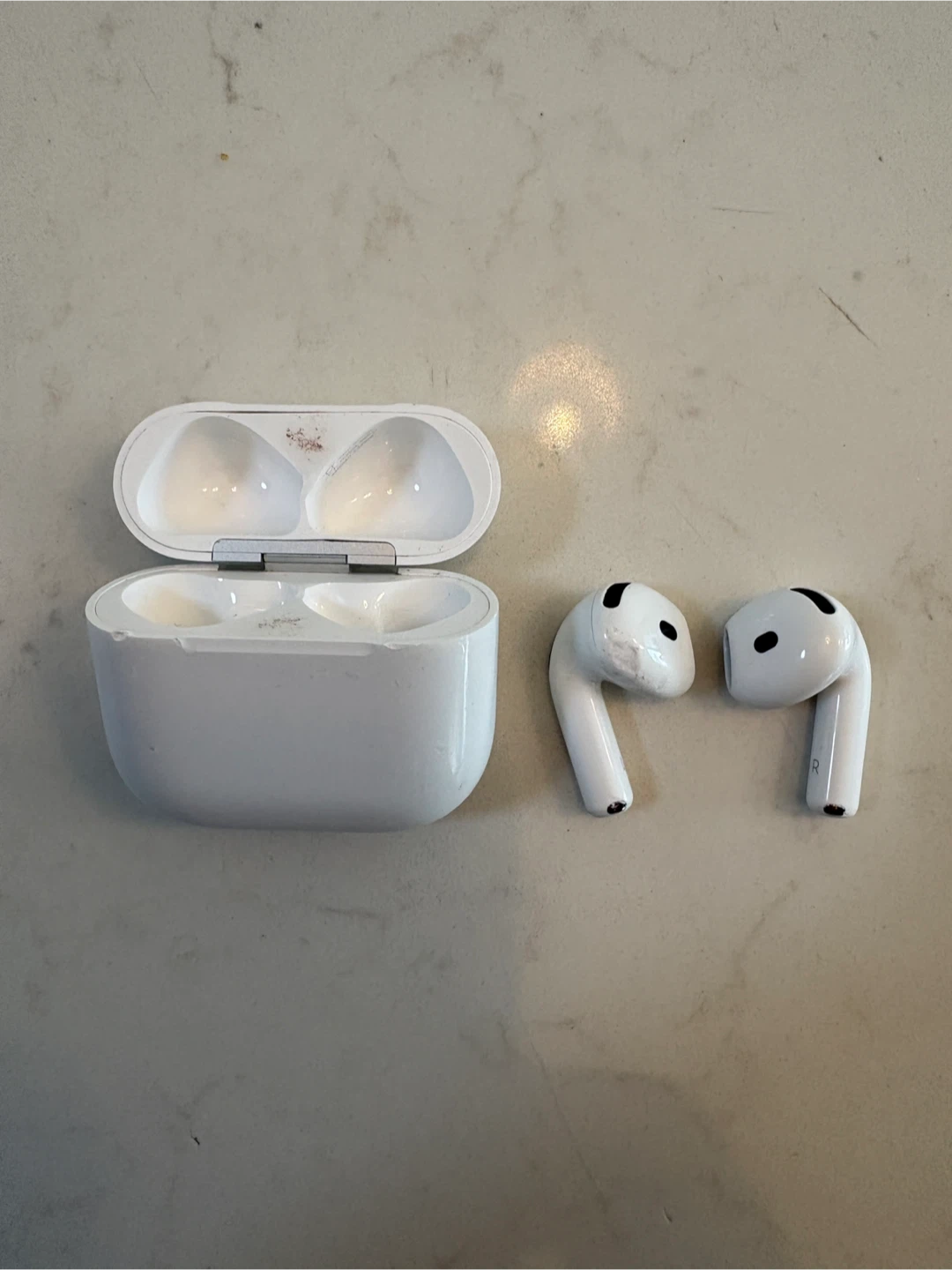 Apple AirPods 4 White (Used, No ANC Version)