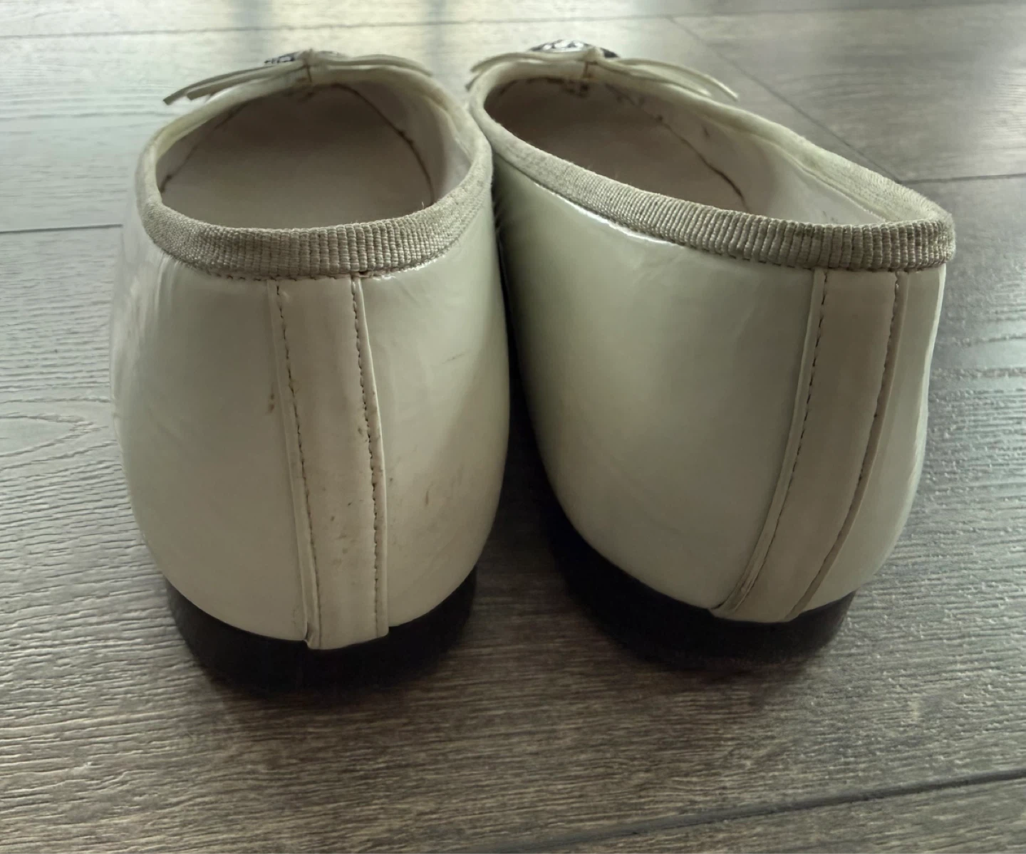 Authentic Chanel Ballerina Flats White/Black - photo 3
