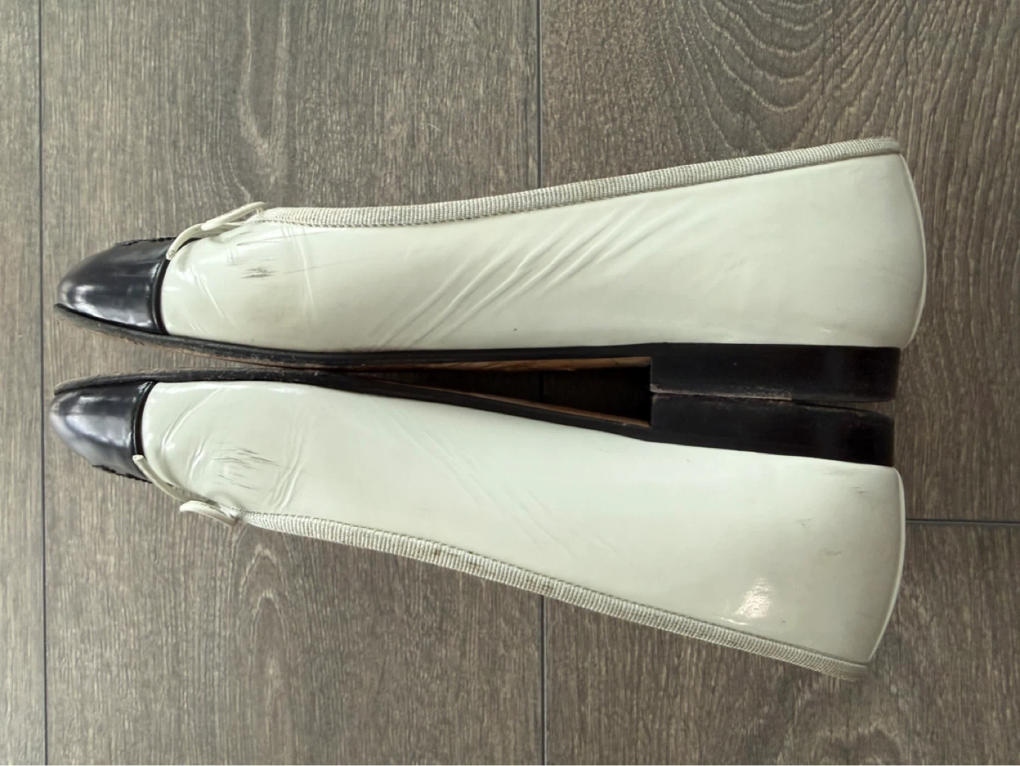 Authentic Chanel Ballerina Flats White/Black - photo 2