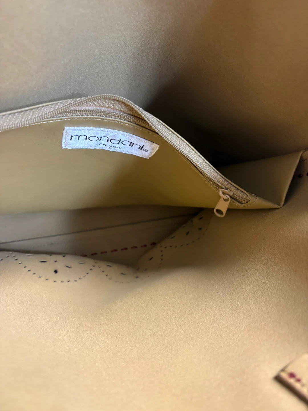 Mondani New York Red Vegan Leather Tote Bag - photo 4