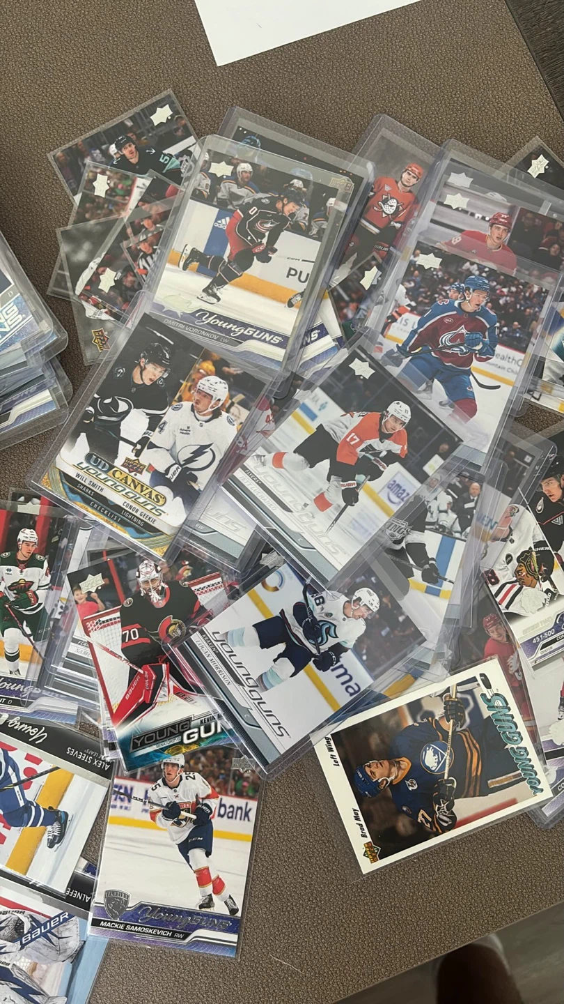 LOT of 175 YOUNG GUNS, all different years. - photo 3