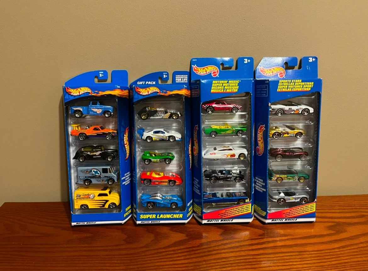 VINTAGE (1998-2000) HOT WHEELS 5 PACK (1:64 Scale diecast)