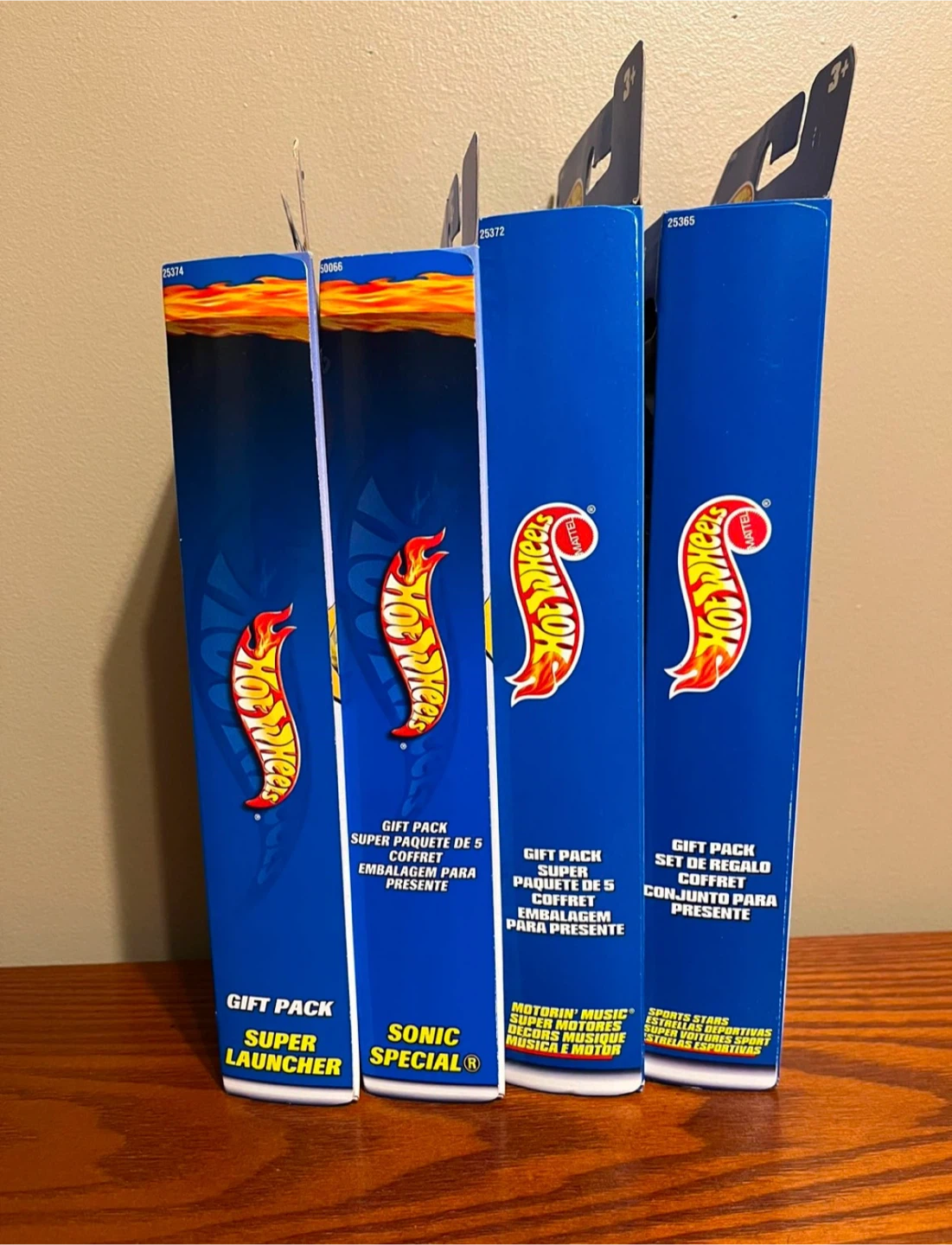 VINTAGE (1998-2000) HOT WHEELS 5 PACK (1:64 Scale diecast) - photo 3