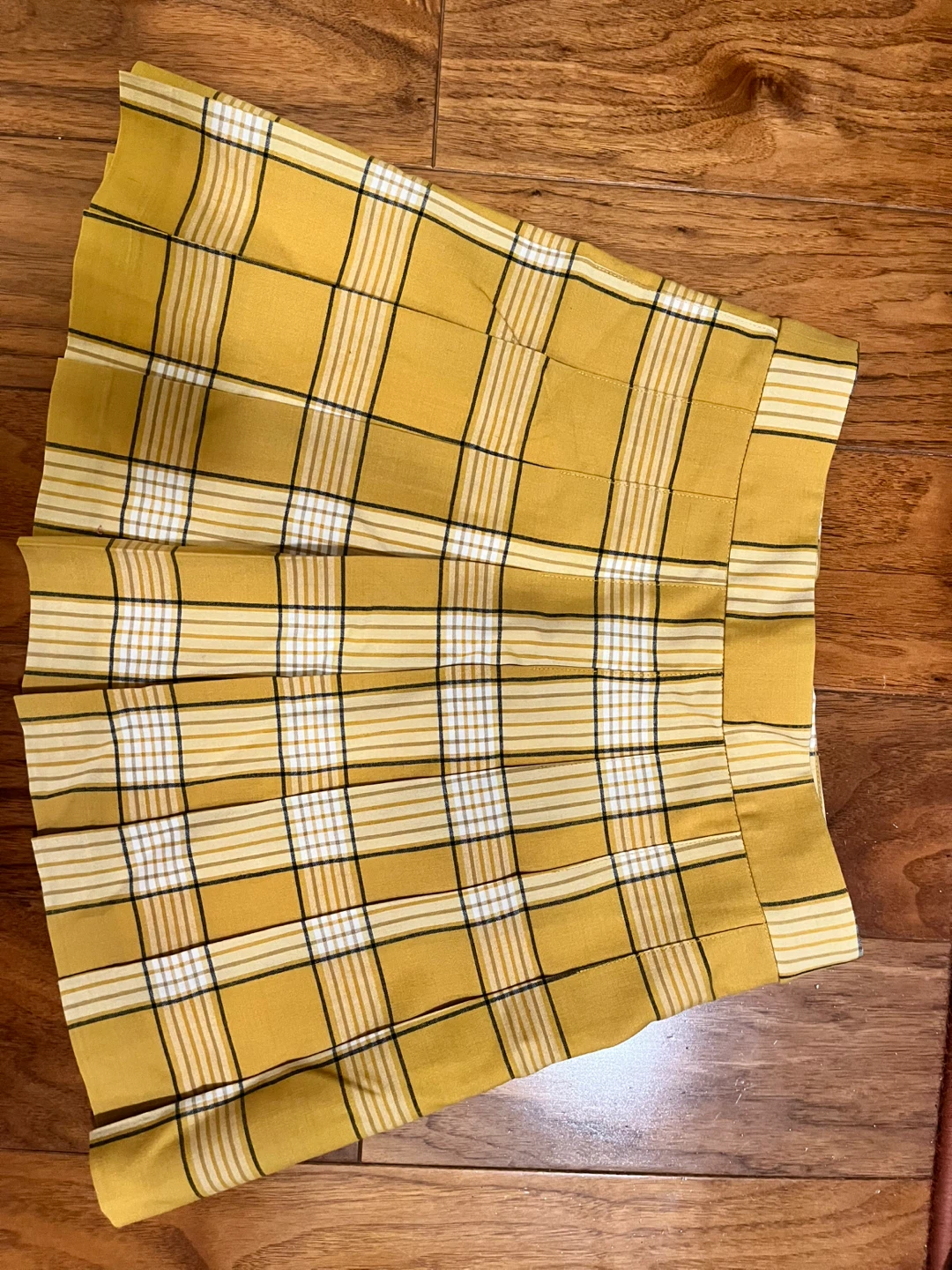 Aritzia Sunday Best Plaid Pleated Mini Skirt - Size 2