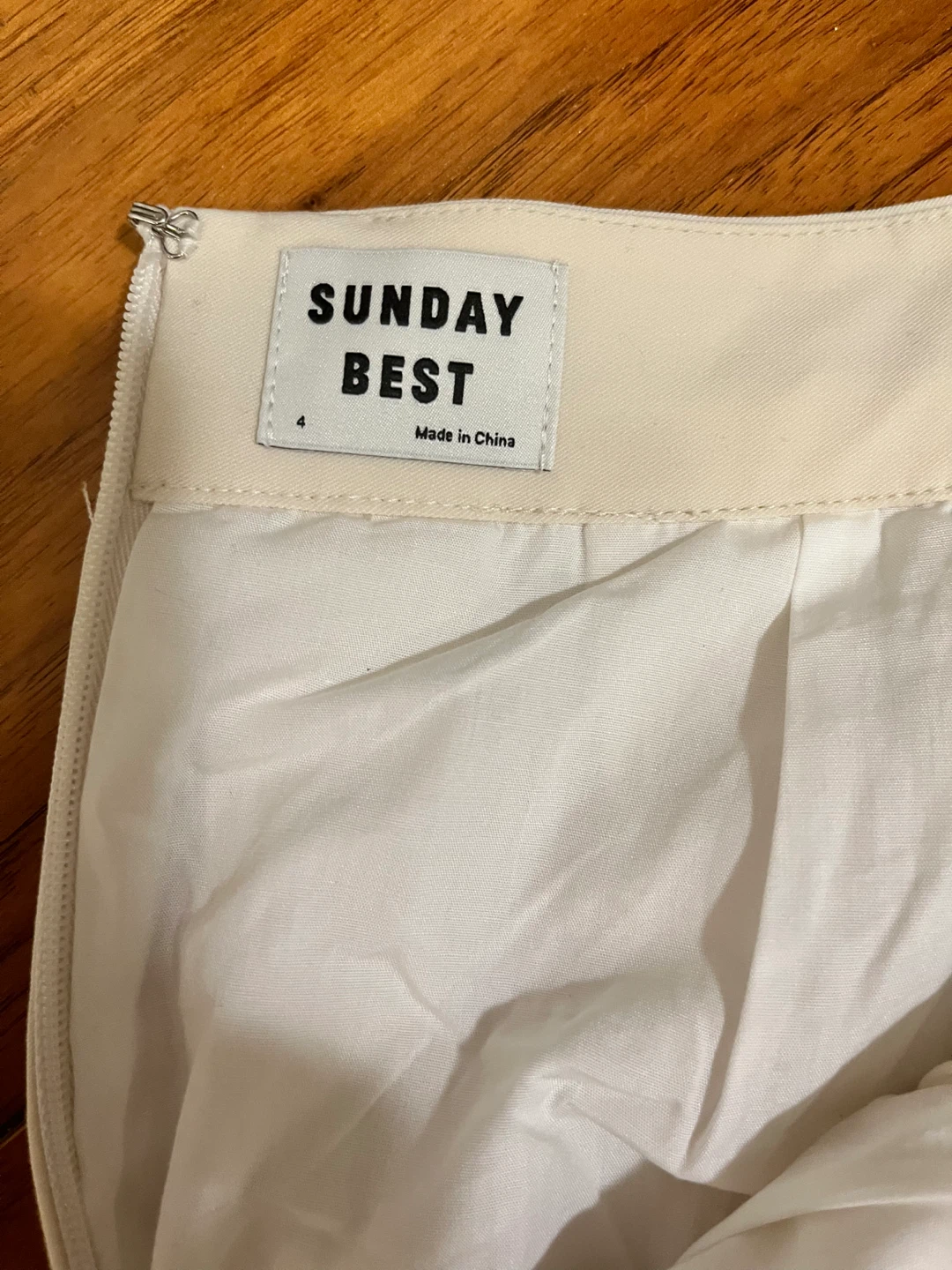 Aritzia Sunday Best White Pleated Mini Skirt - Size 4 (S) - photo 2