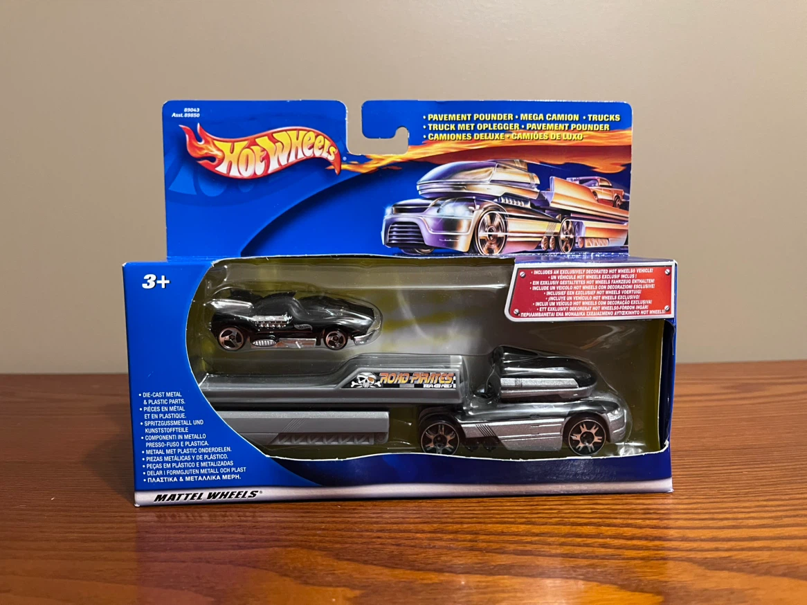 VINTAGE (2000-01) HOT WHEELS PAVEMENT POUNDER - photo 5