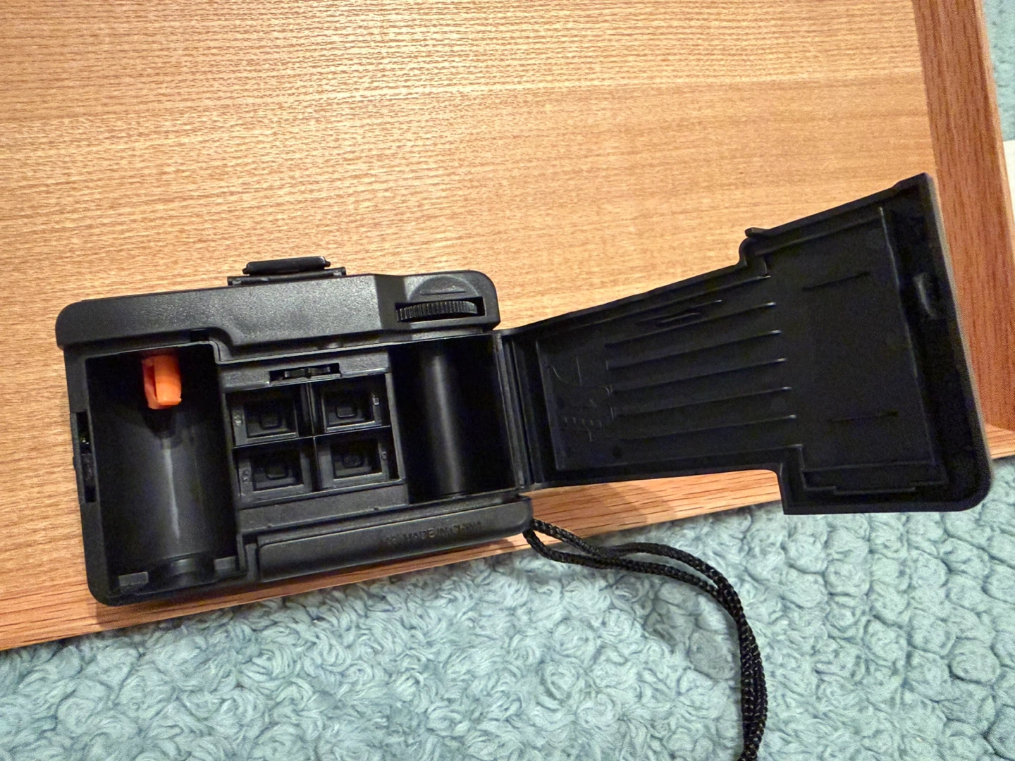 Four-frame 35mm Film Camera - photo 3