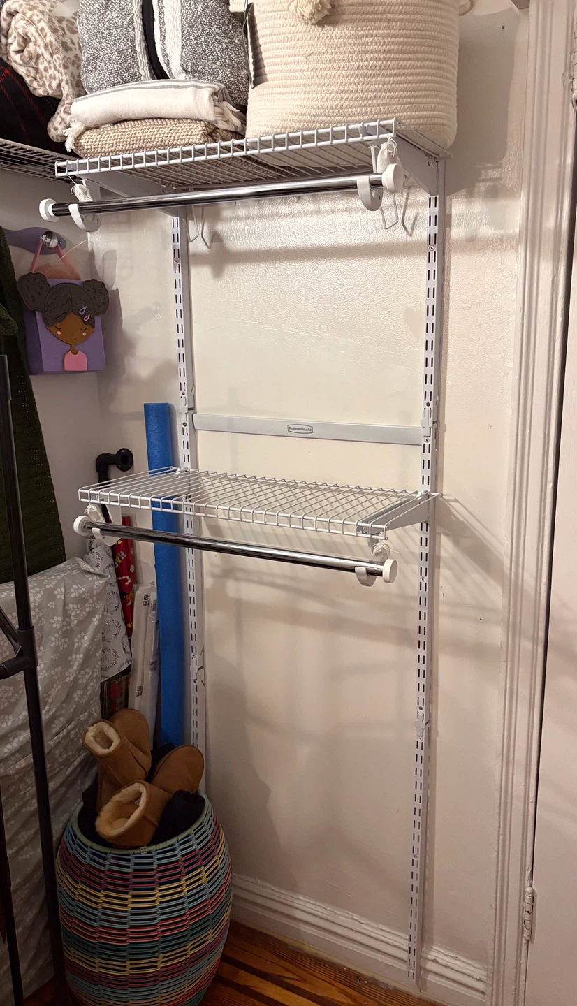 Rubbermaid Wire Shelving Unit - photo 2