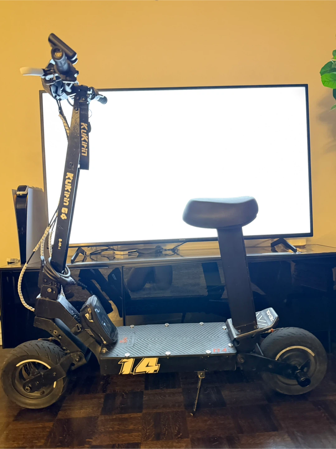 Kukirin G4 Electric Scooter with Seat