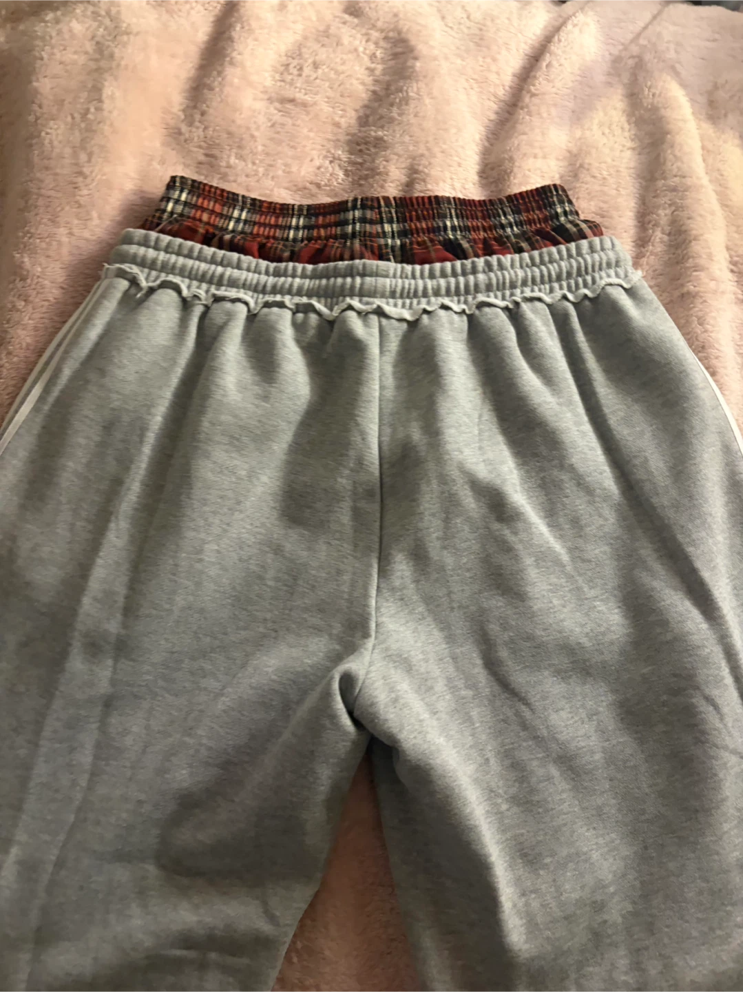 Aelfric Eden Grey Sweatpants with Plaid Trim - Size M - photo 2