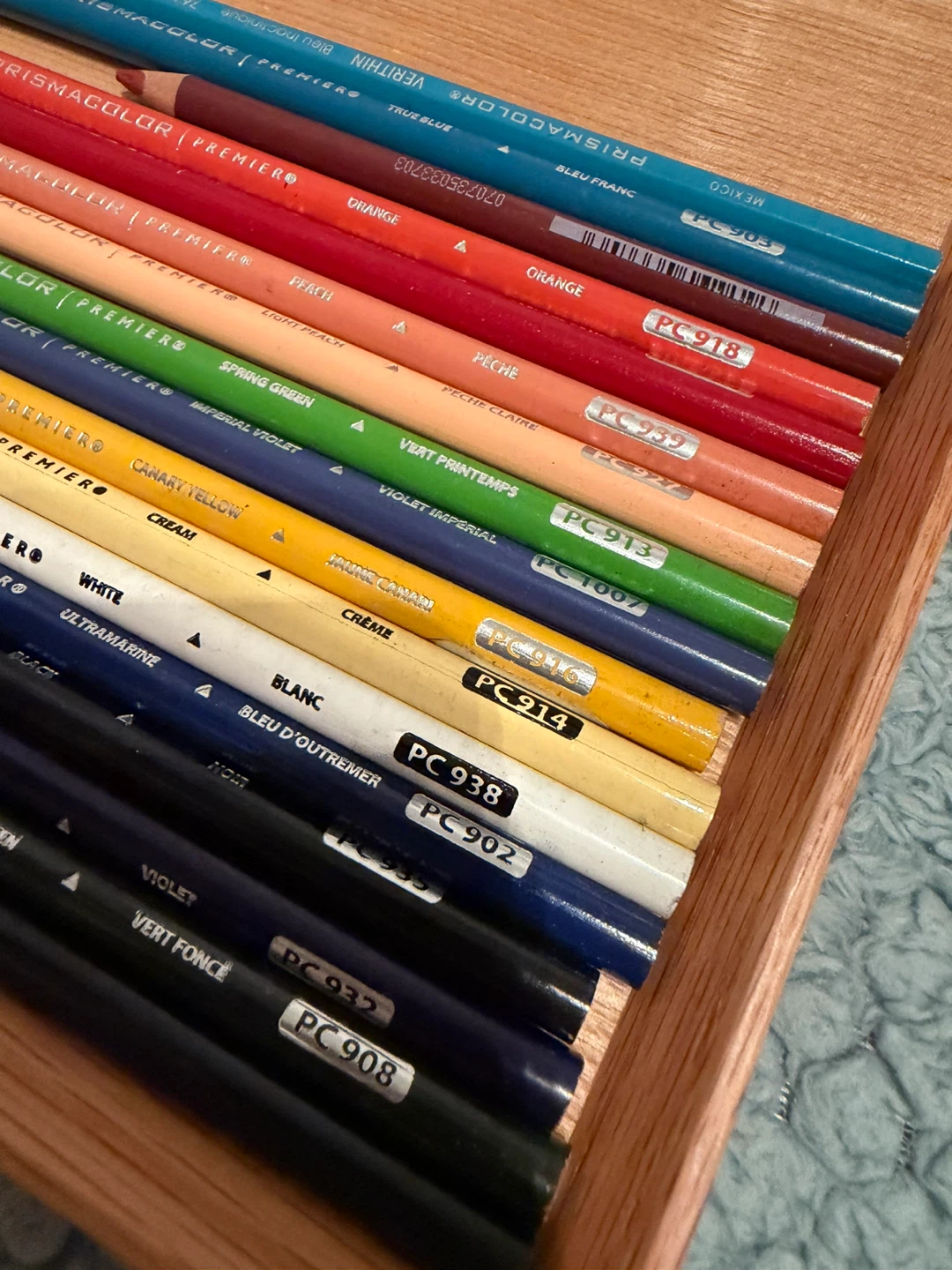 Prismacolor Premier Colored Pencils Assorted Set - photo 3