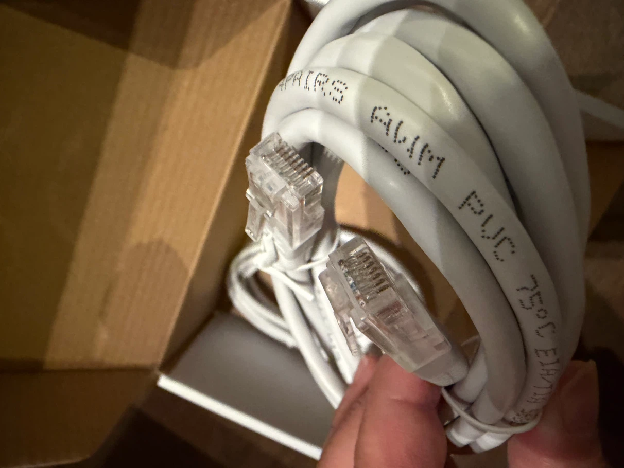 2 x Cat5e Ethernet Cables - photo 2