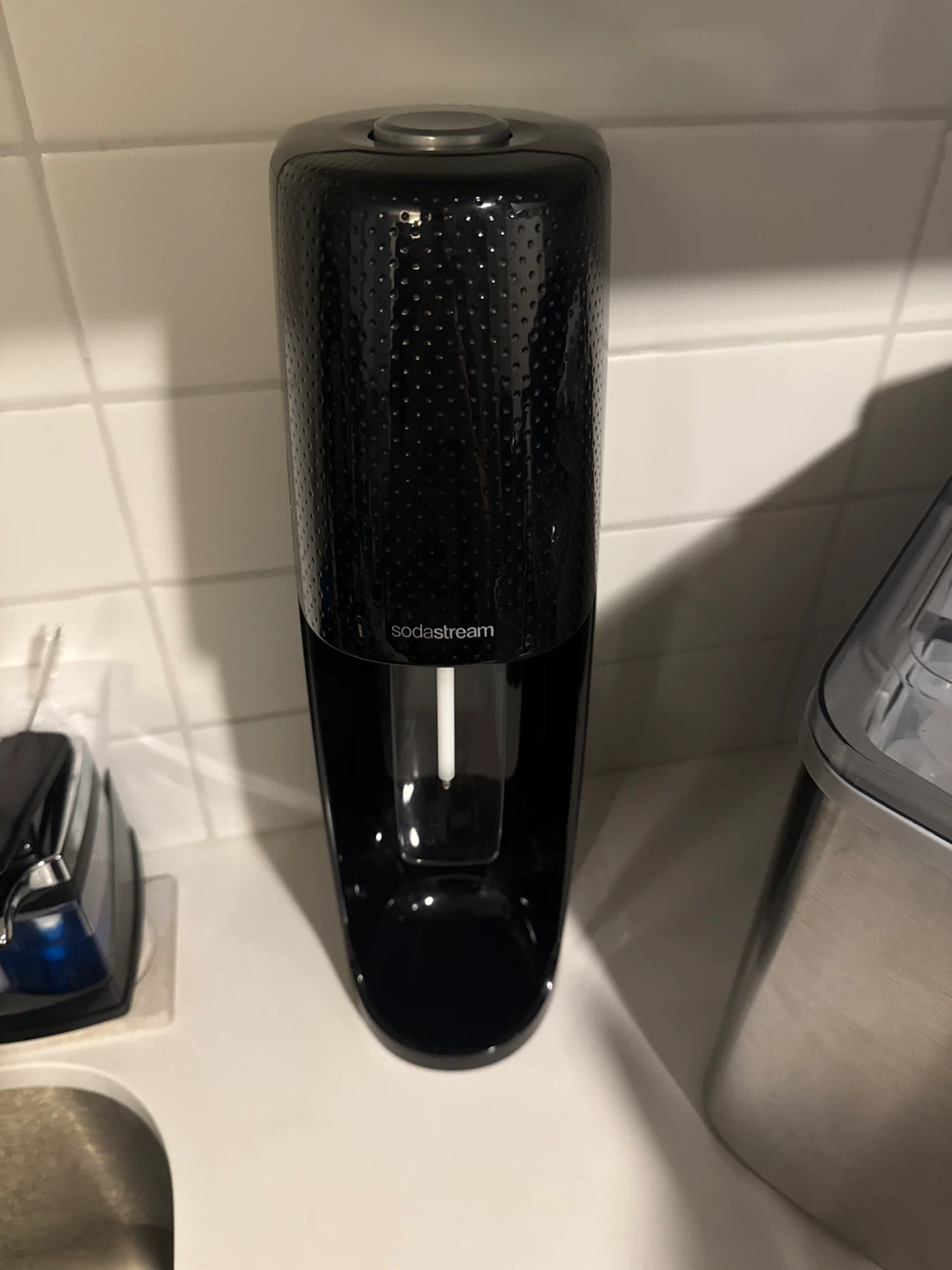 SodaStream Fizzi Sparkling Water Maker - Black - photo 2