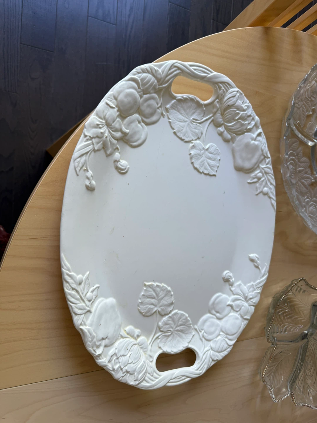 Decorative White Oval Serving Platter