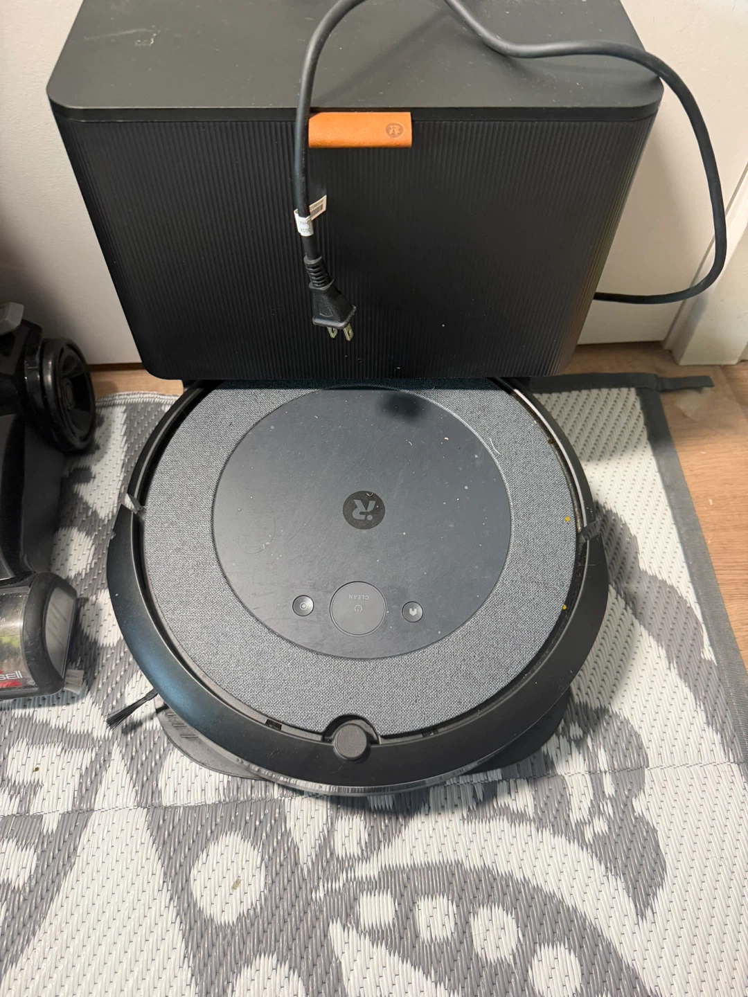 Both vacuum and an iRobot x2 - photo 3