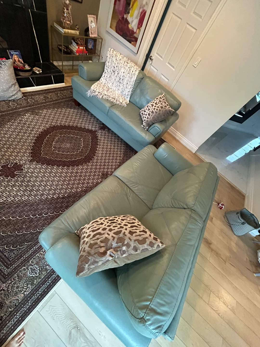 Genuine Leather Loveseats - photo 5
