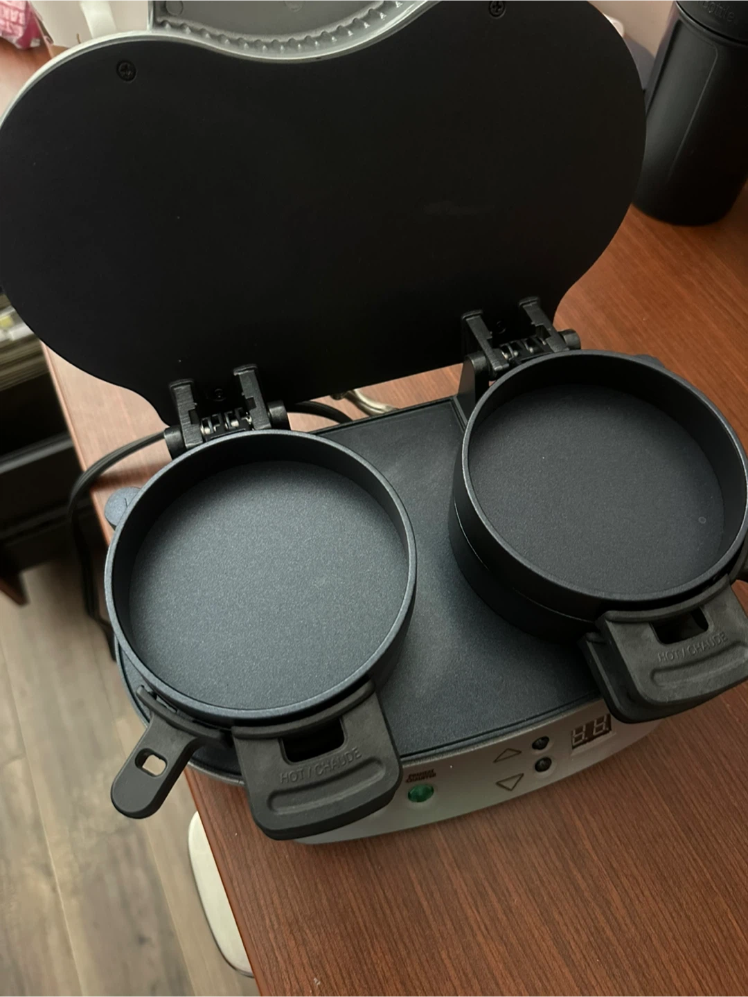 Hamilton Beach Breakfast Sandwich Maker - photo 4