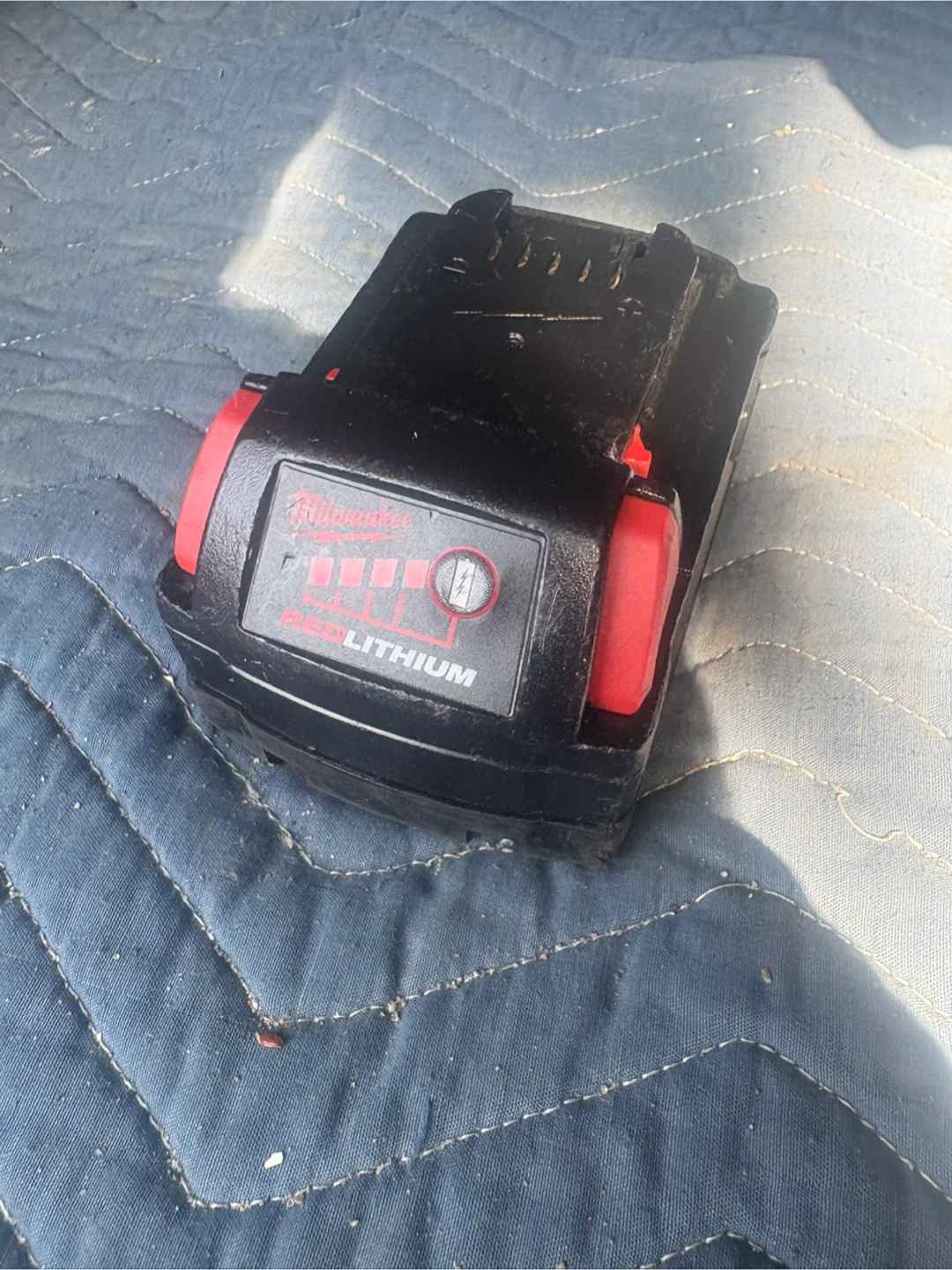 Milwaukee M18 REDLITHIUM XC 5.0 Battery - photo 2