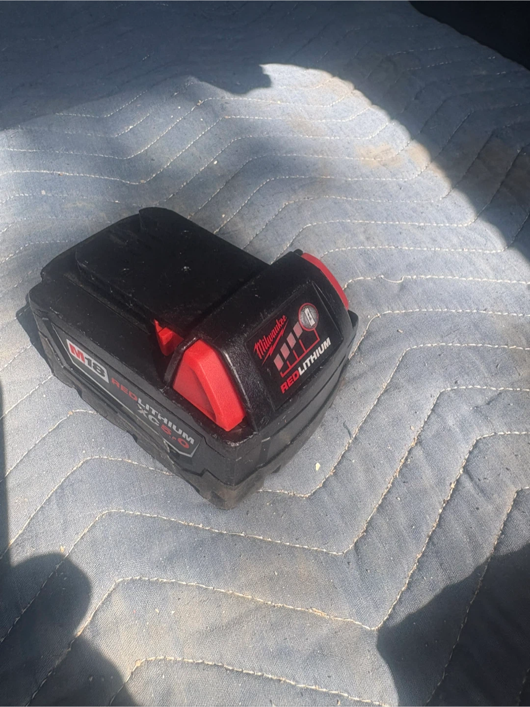 Milwaukee M18 REDLITHIUM XC 5.0 Battery - photo 3
