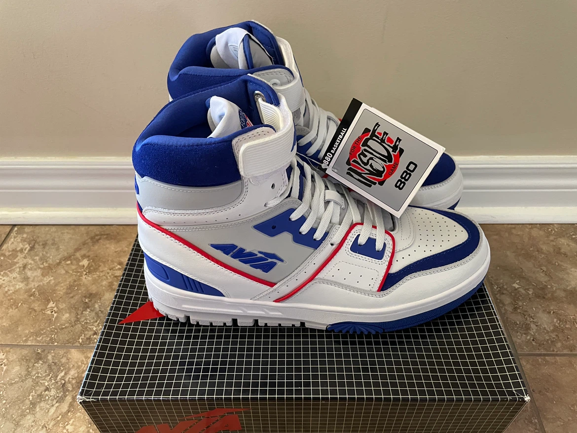 Avia High Top Basketball Shoes NEW