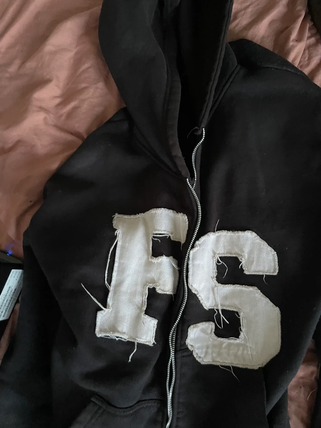 Black FS hoodie minor zipper flaw
