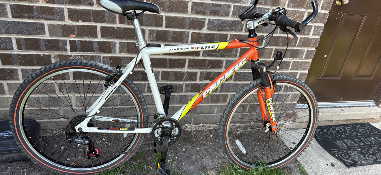 Pacific Cycle "Storm" Mountain Bike